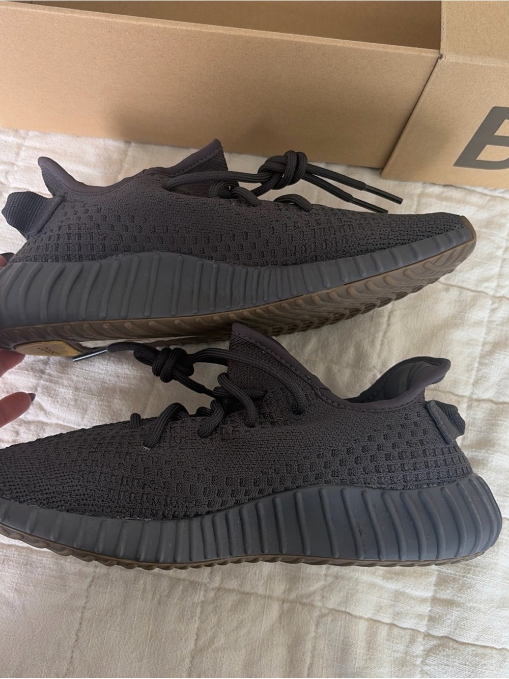 Adidas Yeezy Boost 350 V2 Cinder FY2903 Size 7.5 Original Box